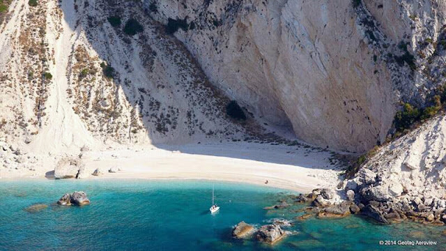 Άσπρη Άμμος Οθωνών, ένας κρυμμένος παράδεισος στο Ιόνιο
