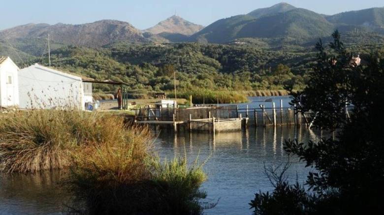 Η λιμνοθάλασσα Αντινιώτη ένα από τα πιο σπάνια υγροτοπικά οικοσυστήματα της Κέρκυρας
