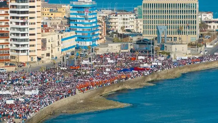 Κούβα: Συνεχίζεται ο στραγγαλισμός από τους Αμερικάνους ιμπεριαλιστές