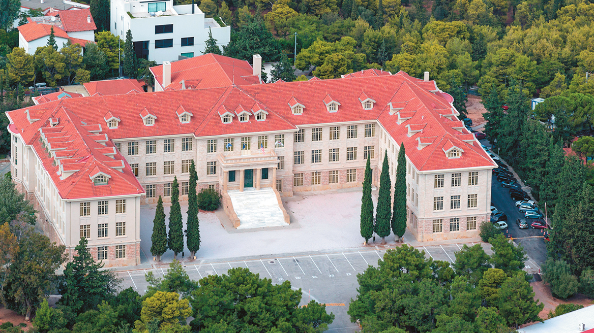 Κύμα απολύσεων στο Κολέγιο Αθηνών
