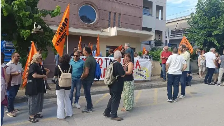 ΕΛΜΕ Εύβοιας: Η τρομοκρατία δεν θα περάσει! Κάτω τα χέρια από τους εκπαιδευτικούς που αγωνίζονται