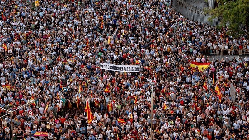 Ισπανία: «Πάγωμα» εξώσεων έως το 2030 μετά τον ξεσηκωμό για την 87χρονη (ΒΙΝΤΕΟ)