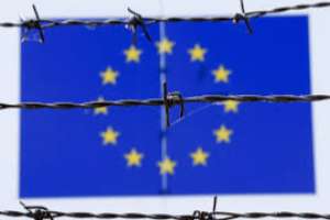 Για τον αντιδραστικό χαρακτήρα της ΕΕ και τα κηρύγματα υποτέλειας των προπαγανδιστών της